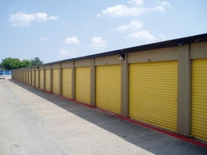 Uncle Bob's Self Storage - Mesquite - 2233 Franklin Dr - Photo 3