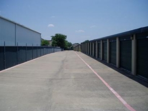 Uncle Bob's Self Storage - Duncanville - Photo 3