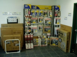 Uncle Bob's Self Storage - Dallas - 4640 Harry Hines Blvd - Photo 4