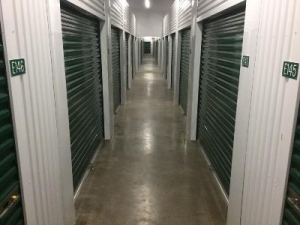 Life Storage - Dallas - Harry Hines Boulvard Picture of Life Storage - Dallas - Harry Hines Boulvard