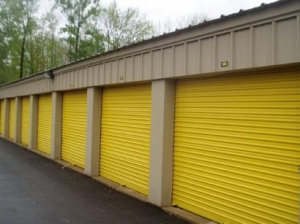 Uncle Bob's Self Storage - Cicero - Photo 3