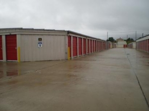 Uncle Bob's Self Storage - San Antonio - 10260 Marbach Rd - Photo 3
