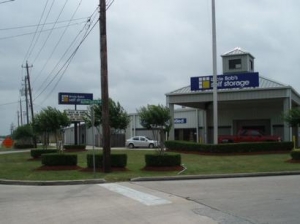 Uncle Bob's Self Storage - Baytown - Photo 1