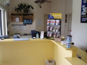 Uncle Bob's Self Storage - Baytown - Photo 3