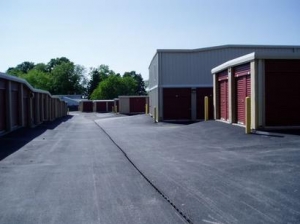 Uncle Bob's Self Storage - Bridgeton - Photo 4