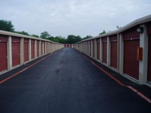 Uncle Bob's Self Storage - Hurst - Photo 3
