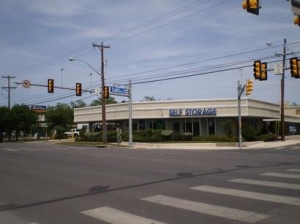 Uncle Bob's Self Storage - San Antonio - 2300 Broadway St - Photo 1