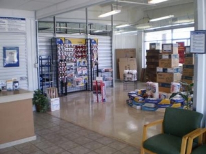 Uncle Bob's Self Storage - San Antonio - 2300 Broadway St - Photo 3