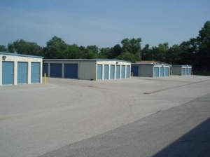 Uncle Bob's Self Storage - Huntsville - 11607 S Memorial Pky - Photo 3