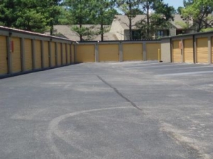 Uncle Bob's Self Storage - Madison - 8036 Madison Blvd - Photo 3