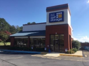 Life Storage - Huntsville - Highway 72 West Picture of Life Storage - Huntsville - Highway 72 West