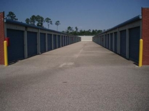 Uncle Bob's Self Storage - Gulfport - Photo 4