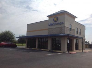 Life Storage - Montgomery - South Arrowhead Drive
