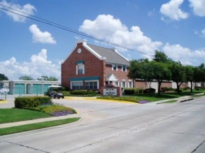 Uncle Bob's Self Storage - Garland - 3222 N Shiloh Rd - Photo 1