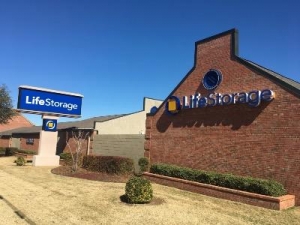 Life Storage - Garland - North Shiloh Road Picture of Life Storage - Garland - North Shiloh Road