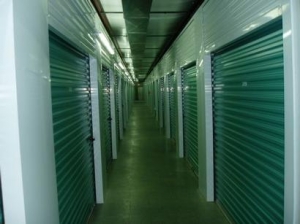 Uncle Bob's Self Storage - Columbus - 6460 E Broad St - photo 