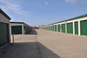 SecurCare Self Storage - Oklahoma City - S May Ave. - Photo 4