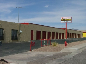 SecurCare Self Storage - Las Cruces - E Lohman Ave - Photo 8