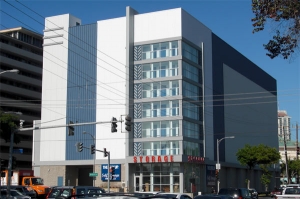 The Lock Up Storage Centers - Honolulu - Photo 1