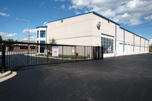 The Lock Up Storage Centers - Lisle - Photo 4