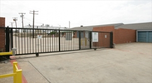 Metro Self Storage - Euless - Photo 3