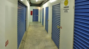 Metro Self Storage - Chicago/W. 105th St. - Photo 4