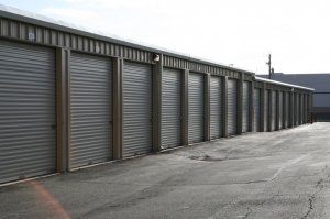 Lock it Up Self Storage Clinton - Photo 4
