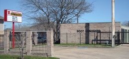 SecurCare Self Storage - College Station - Longmire Dr - Photo 2