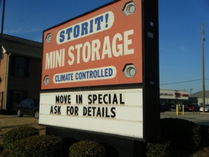 Stor It! Rankin Rd - Photo 1