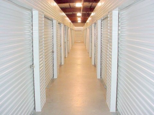 Sun City Self Storage - Photo 4