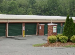 Reynolda Storage & Business Centre - Photo 6