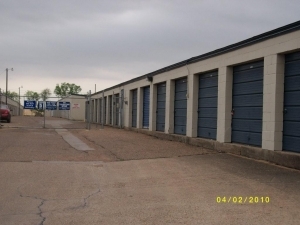 Watson & Taylor Self Storage - Bryan - Photo 4