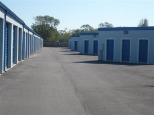 Your Storage Place - Houston - Airline Dr. - Photo 4