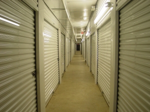 Azalea Avenue Self Storage - Photo 4