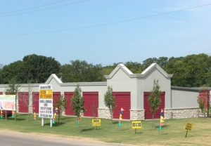 Access Self Storage - Oak Cliff - Photo 1