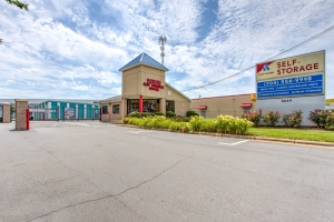 Devon Self Storage - Charlotte Picture of Devon Self Storage - Charlotte