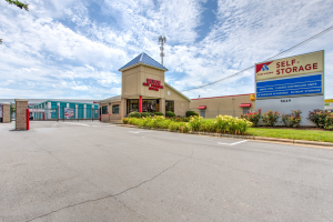 Devon Self Storage - Charlotte