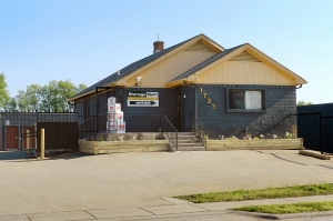 StorageMart - Glenstone & Florida Picture of StorageMart - Glenstone & Florida
