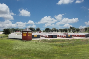 StorageMart - 169 Hwy & NE Cookingham Picture of StorageMart - 169 Hwy & NE Cookingham
