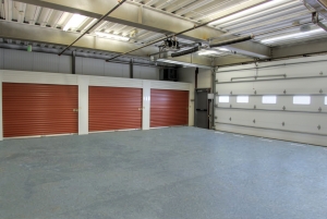 StorageMart - 95th & I-435 Picture of StorageMart - 95th & I-435