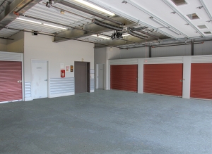 StorageMart - 95th & I-435 Picture of StorageMart - 95th & I-435