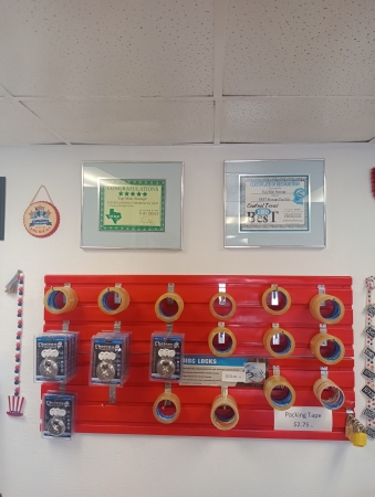 Facility photo: //images.sparefoot.com/medium/10307868979eef996d4.jpg