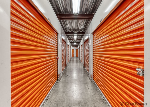 Storage Units at CubeSmart Self Storage - Bronx - 1376 Cromwell Ave - 1376 Cromwell Ave
