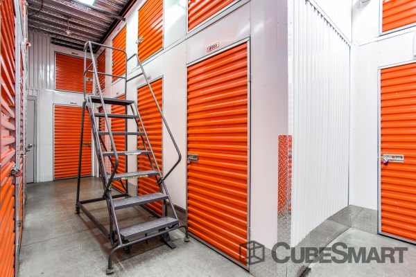 Facility photo: //images.sparefoot.com/medium/104545689476fcece92.jpg