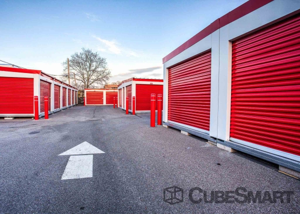Storage Units at CubeSmart Self Storage - Bronx - 1425 Bruckner Blvd - 1425 Bruckner Blvd