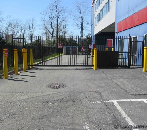 Storage Units at CubeSmart Self Storage - Brooklyn - 2990 Cropsey Ave - 2990 Cropsey Ave