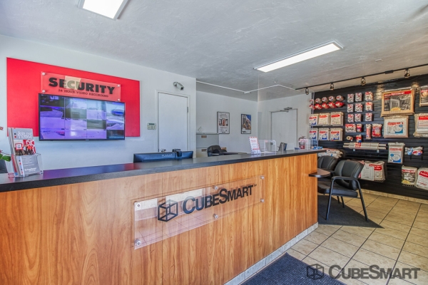 Storage Units at CubeSmart Self Storage - Aurora - 15413 E 18th Ave - 15413 E 18th Ave