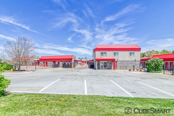 Storage Units at CubeSmart Self Storage - Aurora - 15413 E 18th Ave - 15413 E 18th Ave