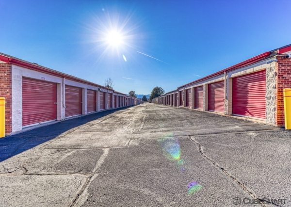 Storage Units at CubeSmart Self Storage - Littleton - 7650 South Broadway - 7650 South Broadway