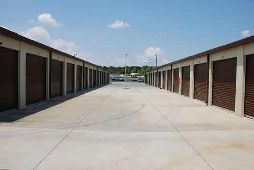 Facility photo: //images.sparefoot.com/medium/1048814f993967c8a42.jpg